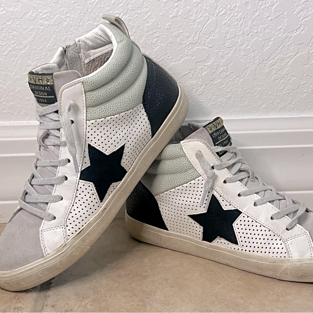 Vintage Havana Women’s Lester Sneaker Size 10
